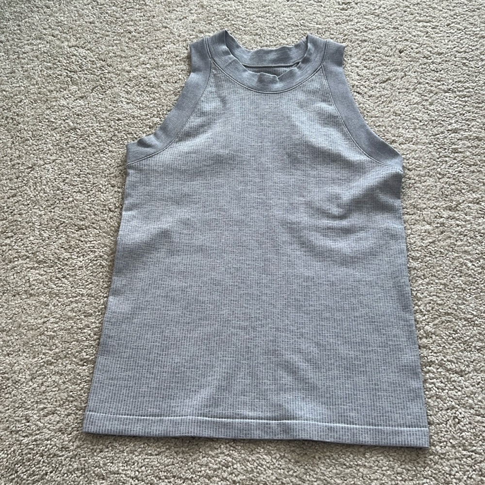 Athleta Renew Tank size M